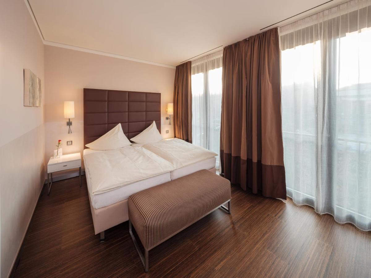 Hotel Eberhards Am Wasser Bietigheim-Bissingen Exteriör bild